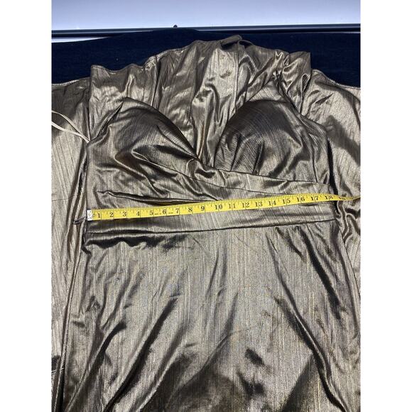 Leena for Mac Duggal Women's Gold Long Sleeve Sequined Gown/Dress Size 16 - Picture 14 of 16